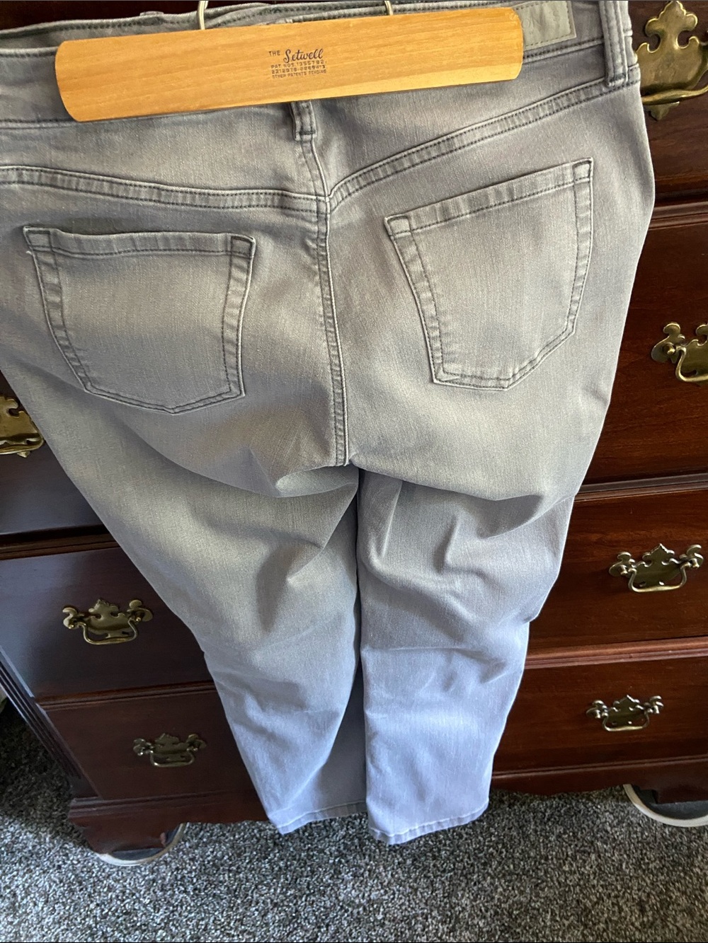 Jones of New York 5-pocket light grey jean. Size 10 petite. - Picture 2 of 7